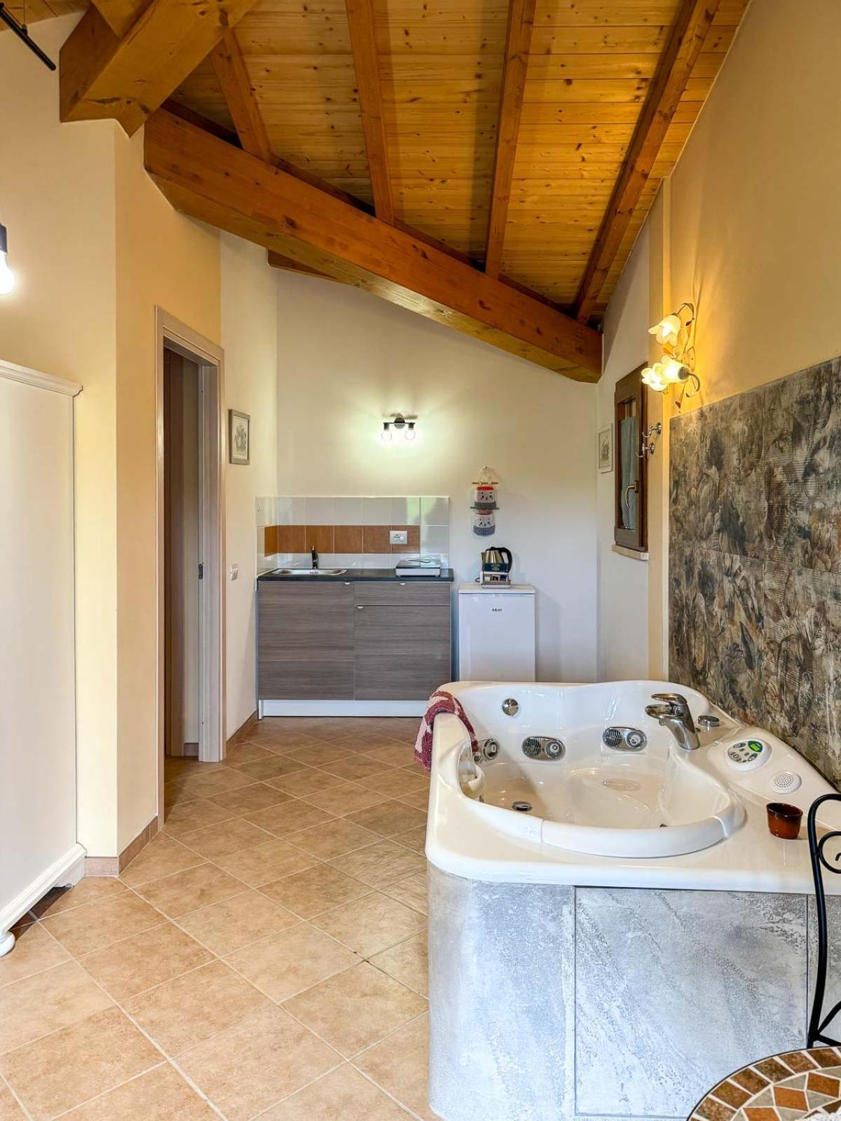 La Poggiata Aparthotel Monterotondo  Εξωτερικό φωτογραφία